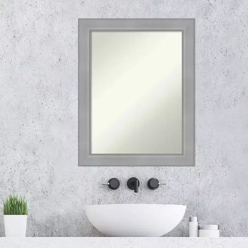 Miroir de salle de bain rectangulaire en nickel brossé