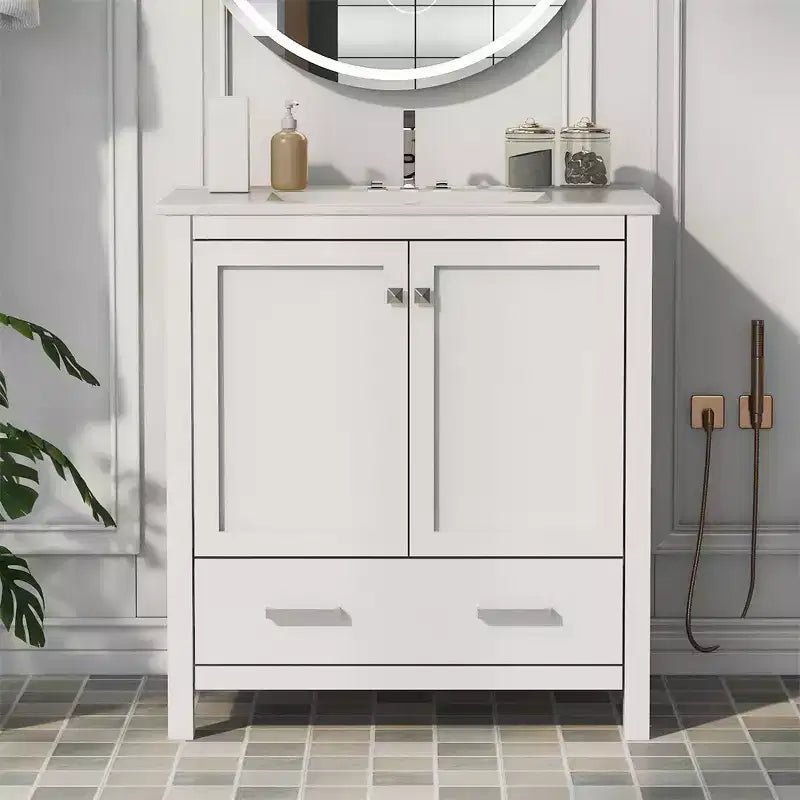 Comprend un lavabo en céramique, un cadre en bois massif et une coiffeuse encastrée moderne.
