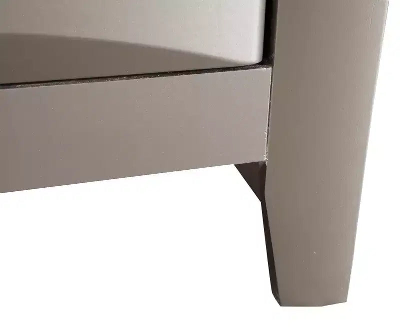 Table de chevet à 3 tiroirs